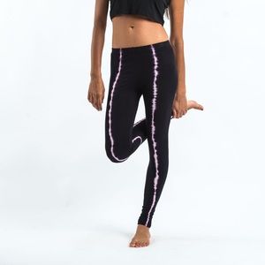 NWOT Tie Die Magenta Lightning Bolt Black Leggings